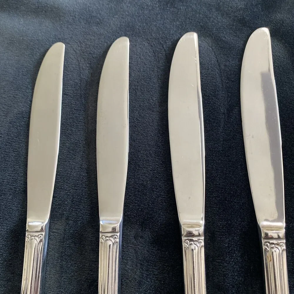 Lot 4 Wallace Resplendence Glossy 18/10 Stainless Modern Solid Dinner Knife 9.5”